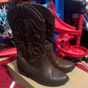 Brown Western Cowboy Boots - Classic Stitch Detail